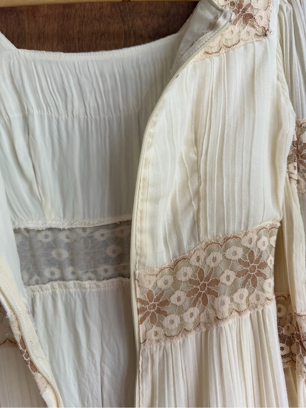 VTG 70s Roberta California Prairie Maxi Dress Ivory Lace Cottagecore Boho - Picture 11 of 16
